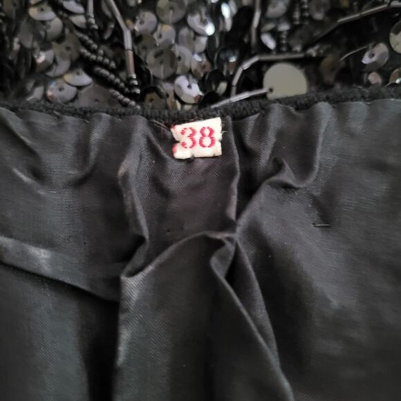 Vintage Black Fully Beaded & Sequin Sleeveless Wool Top back zip size 38 Medium - Picture 8 of 10